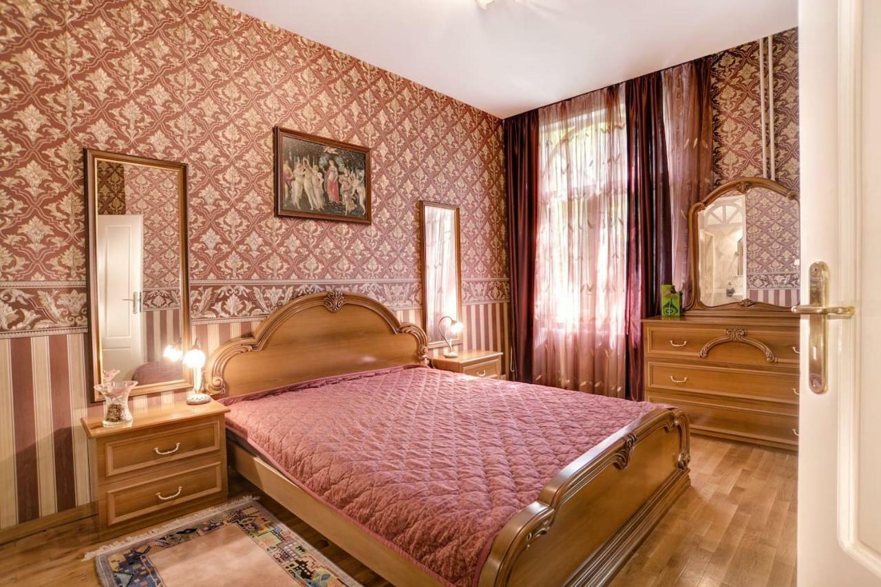 Aristocratic, Elegant, Designer Top Central Apartment Sófia Exterior foto